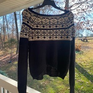 American Eagle Sweater